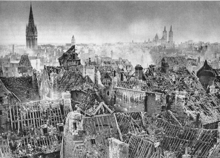 Caen 1944; Caen, la reconstruction; une illustration pour un poLème de tiniak: Agenda Ironique, juillet 2023.
poLétiquement vôtre, tiniak.